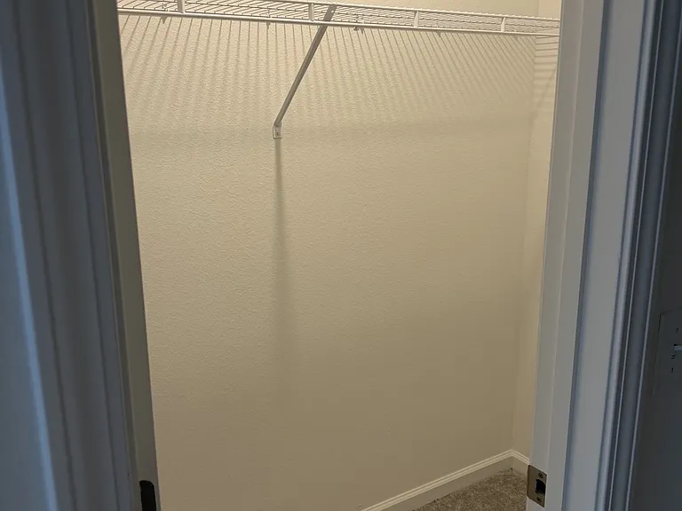 16933 Valencia Way — Photo 14