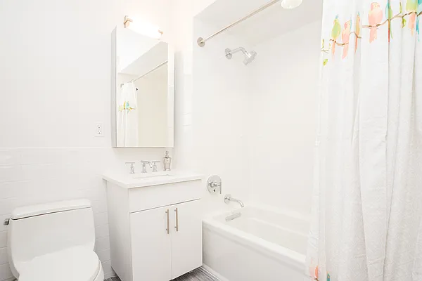 Rented by MNS | media 22