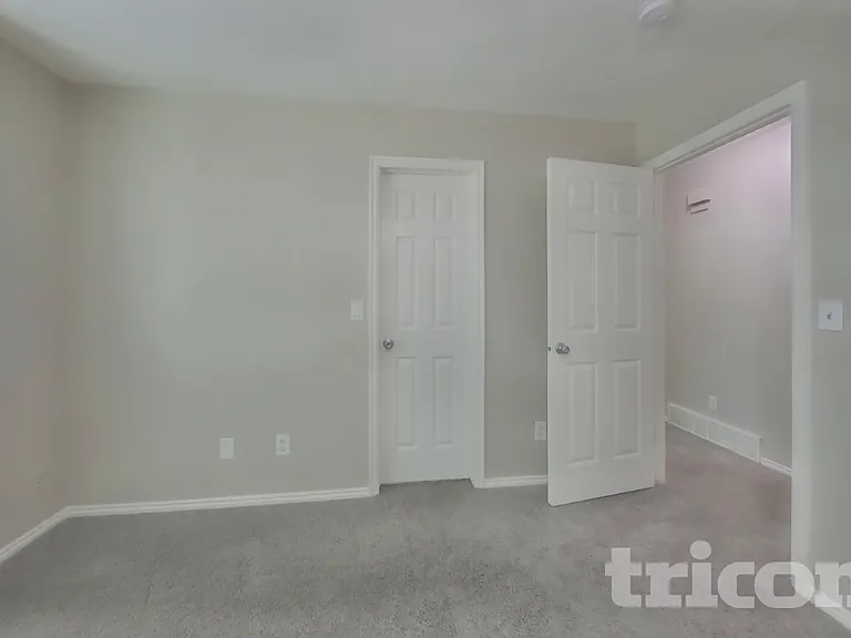 5845 S 4025 W — Photo 6