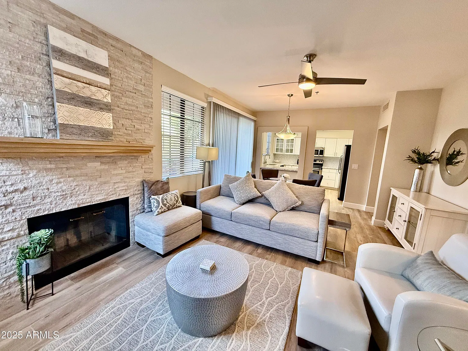 2 bed, 1270 sqft, $4,000 — Photo 4