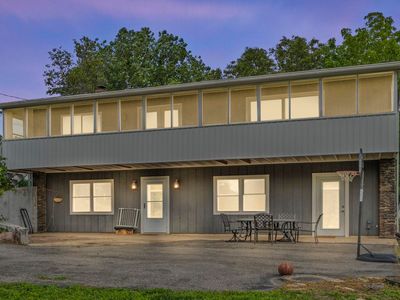 10680 N D Dr, Kendallville, IN, 46755