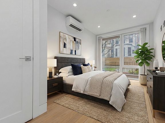 3rd image of 110 W 123rd St #1A
