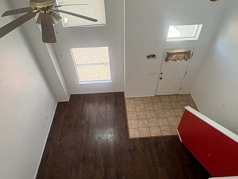 14336 Desert Wind Dr — Photo 2