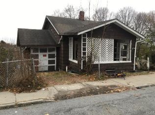 46 Beacon St, Middletown, NY 10940