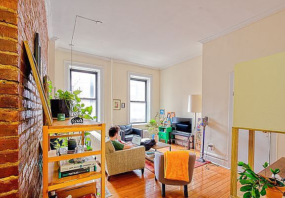 1st image of 238 E 9th St #7