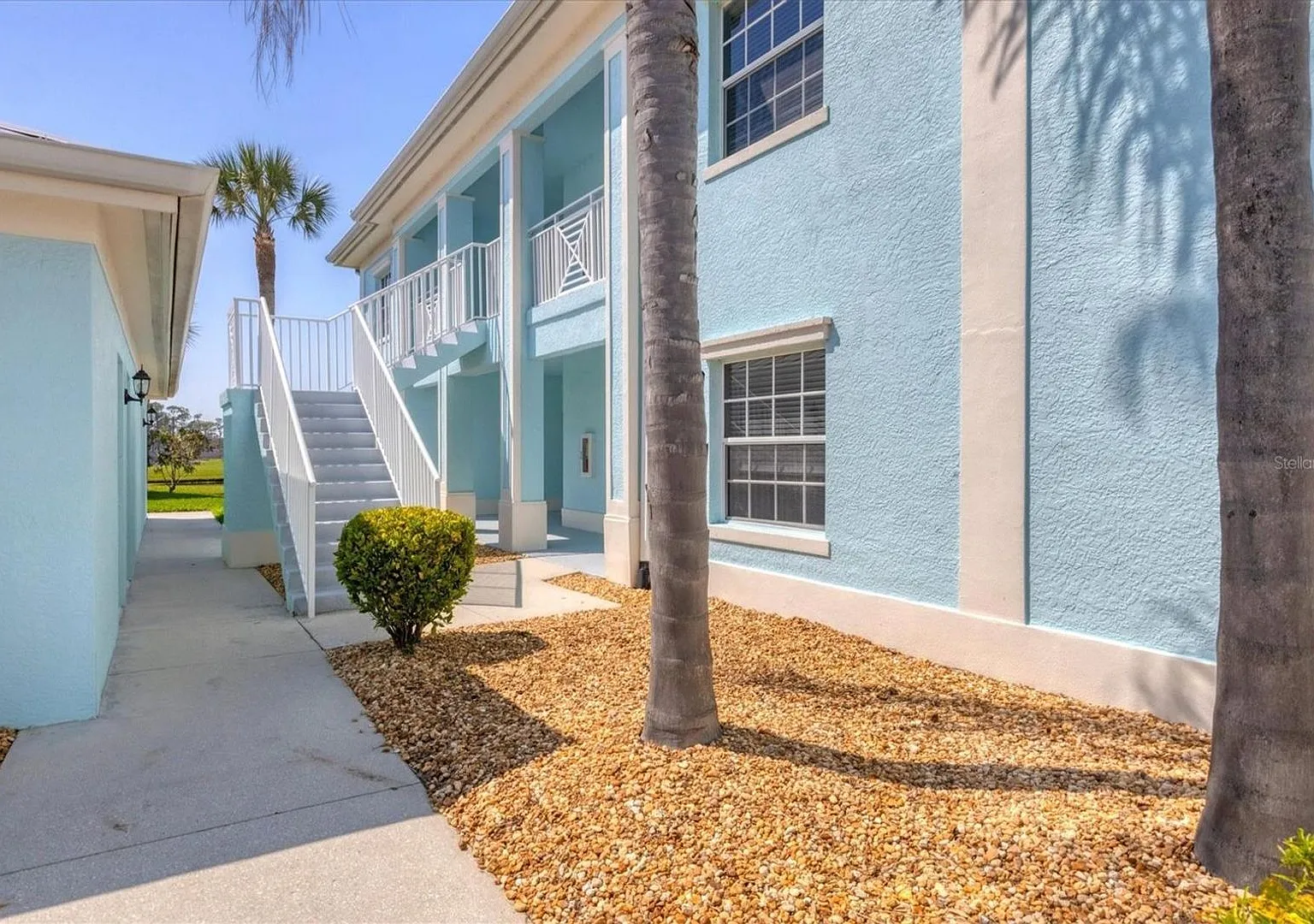 5744 Sabal Trace Dr — Photo 3