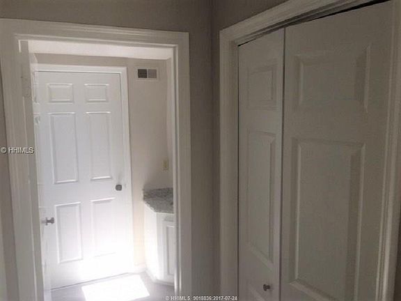 5th image of 24 Deallyon Ave APT 17