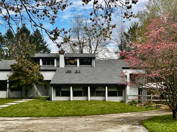 197 Yorkshire Dr, Harrogate, TN 37752