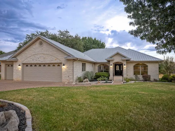 101 Denny Fox Drive, Burnet, TX 78611