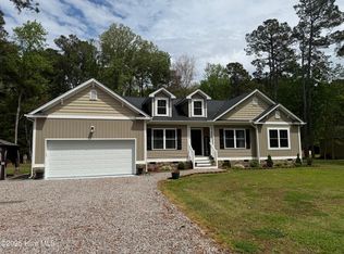 212 Poplar Dr, Elizabeth City, NC 27909