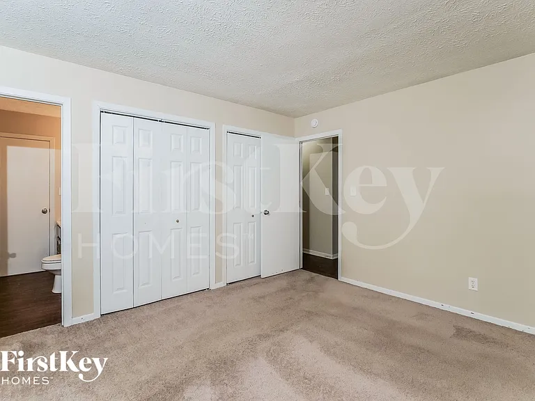 5373 Padre Ln — Photo 10