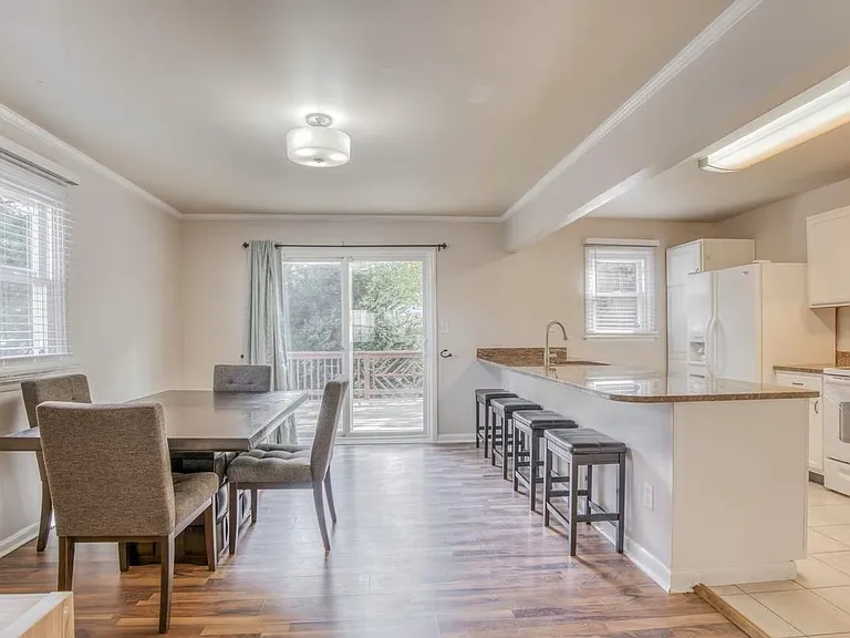 9909 Maidbrook Rd — Photo 18