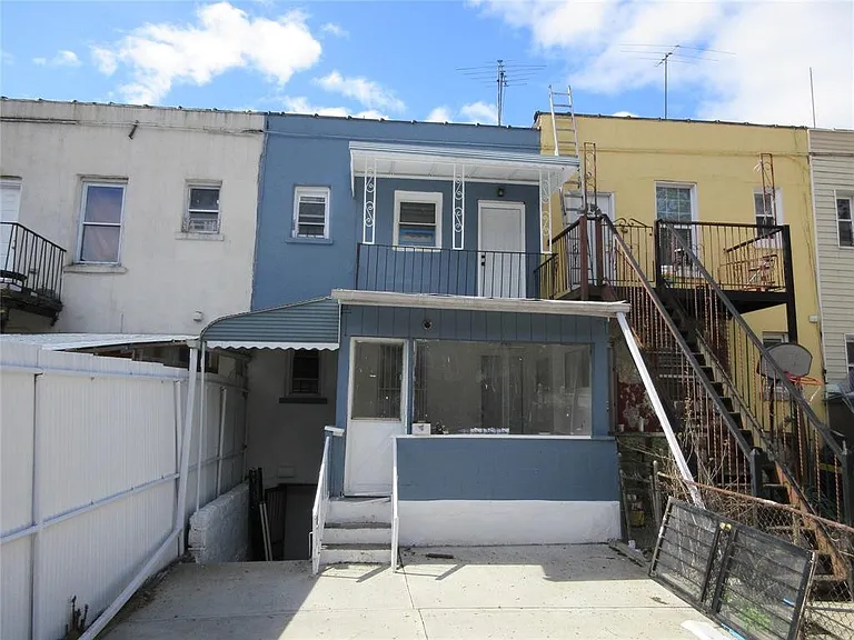 949 E 213th St #1 — Photo 10
