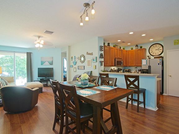 3rd image of 5976 Bartram Village Dr