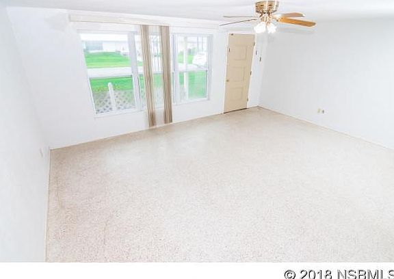 5th image of 108 Palm Breeze Dr