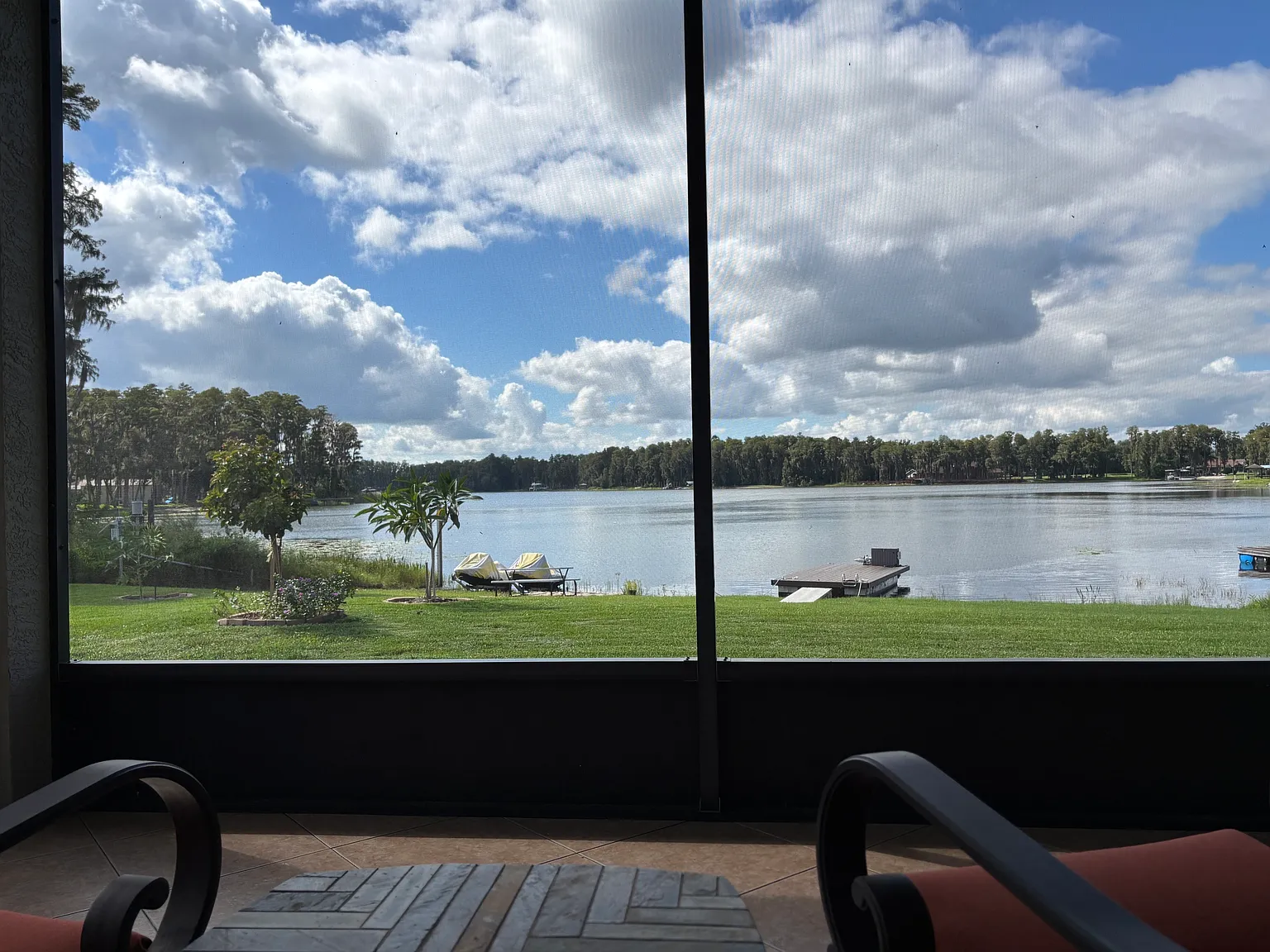 1 bed, 832 sqft, $2,300 — Photo 2