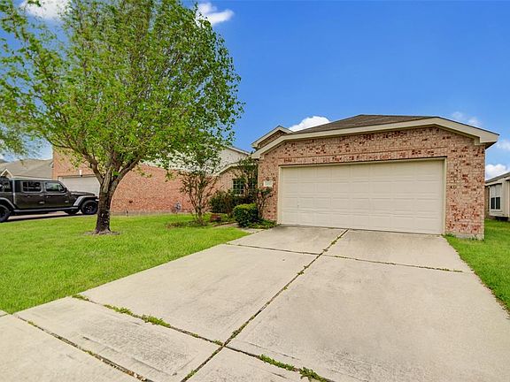 3rd image of 24523 Colonial Birch Lane