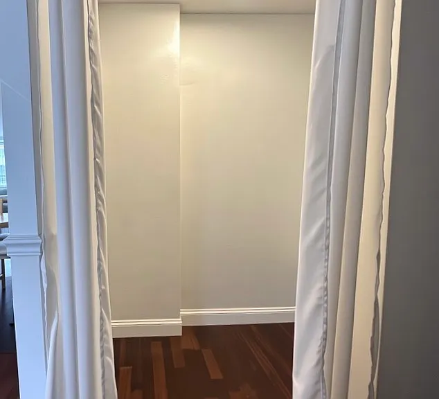 253 E Delaware Pl #21F — Photo 10