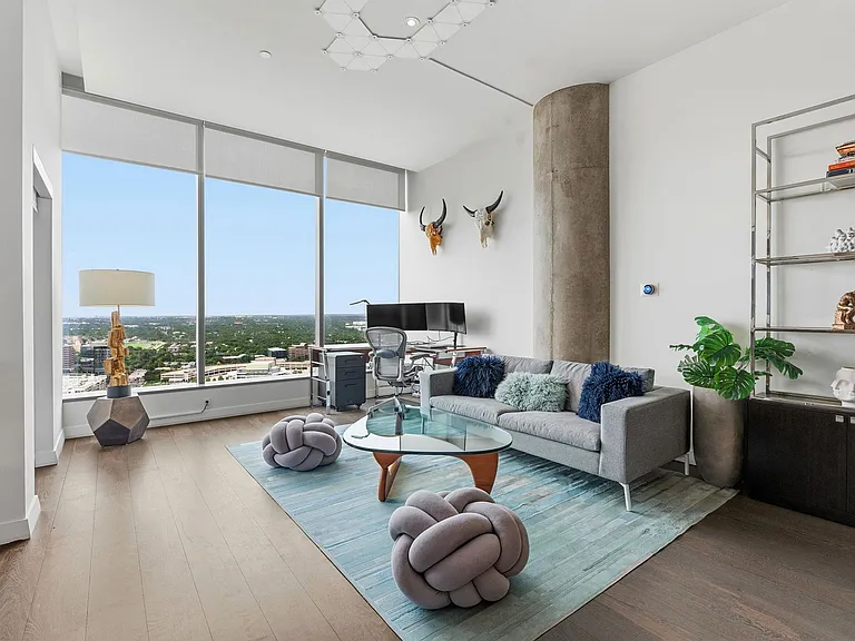 210 Lavaca St #2803 — Photo 3