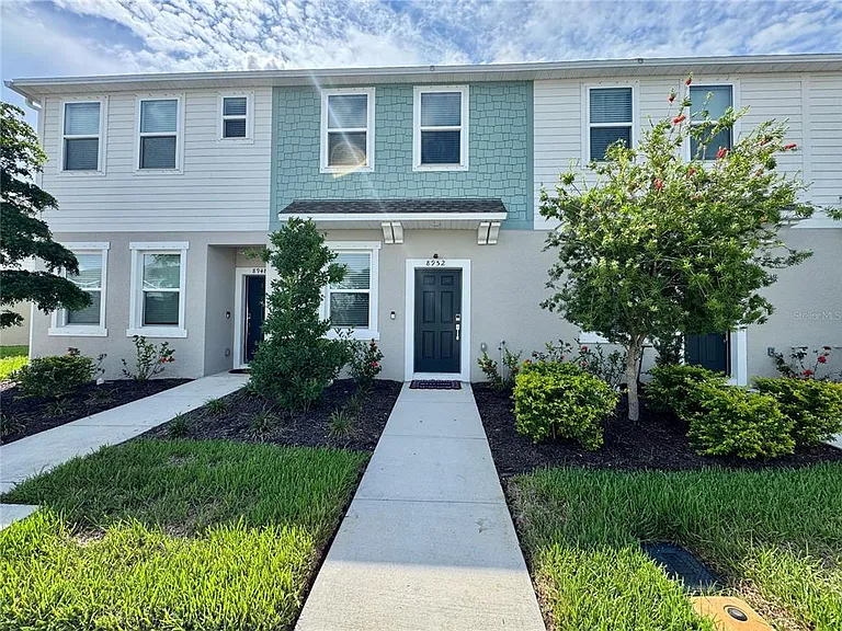8952 Daybreak St — Photo 1