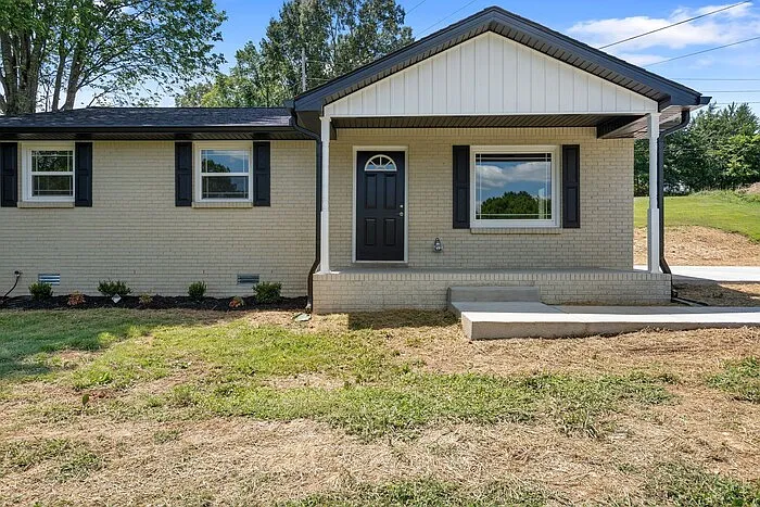 3 bed, 2.0 bath, 1534 sqft, $1,550 — Photo 3
