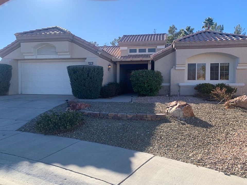 1st image of 2805 Tumble Creek Ct