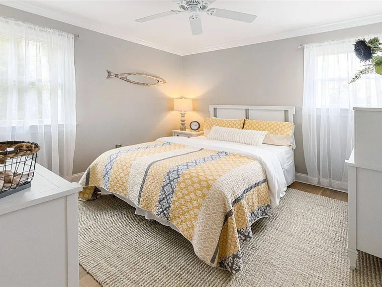 29 Missapoque Ave — Photo 18