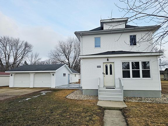 2nd image of 251 2nd St