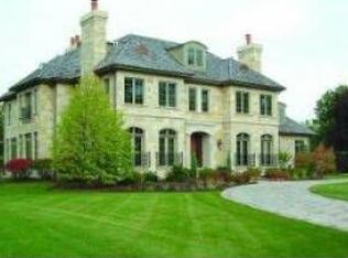2240 White Oak St, Northbrook, IL