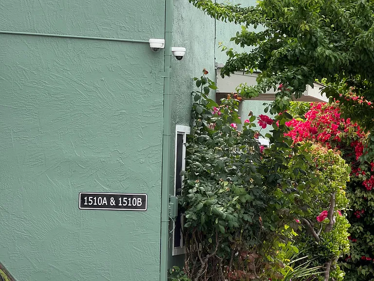 1510 A/B Duplex