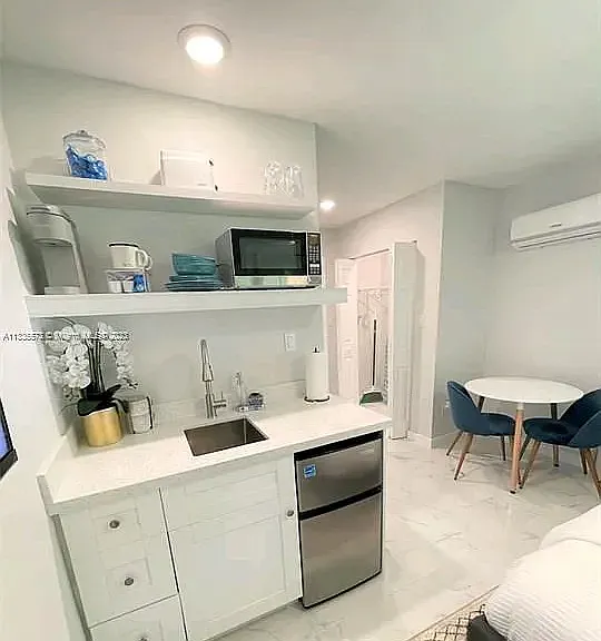 6225 SW 20th St — Photo 1