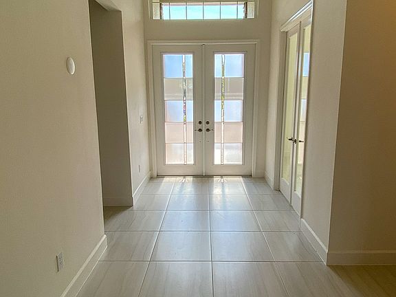 3rd image of 32179 Logan Elm City In The Est #Of