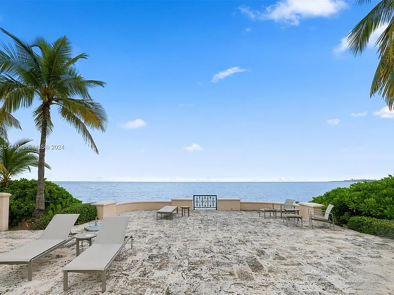 19127 Fisher Island Dr #19127 — Photo 48