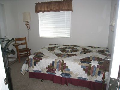 spare bedroom