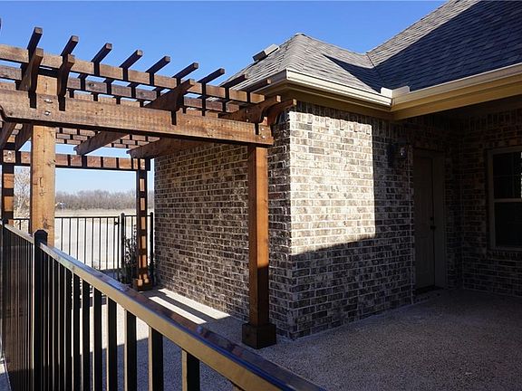 3rd image of 3019 Indigo Dr