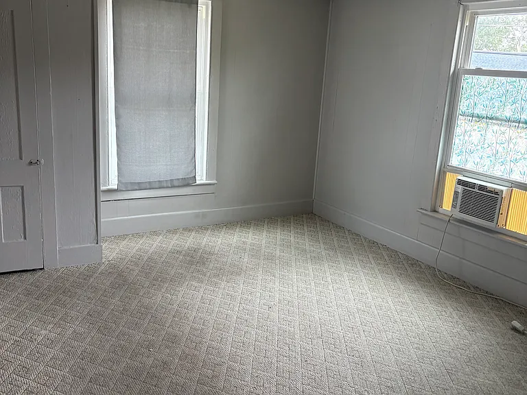 622 S 2nd St #2 — Photo 3