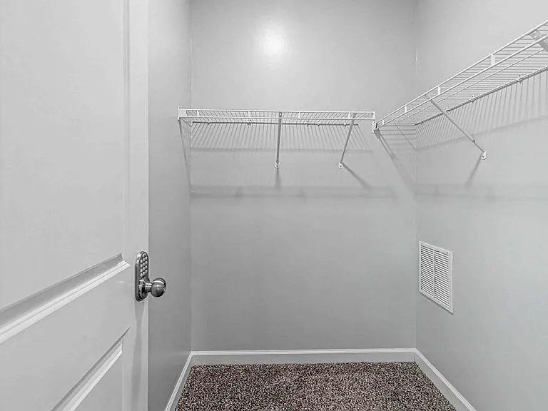 125 Bridgeport Dr — Photo 17
