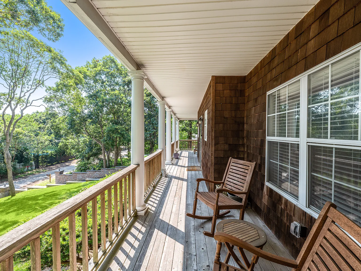 Stunning Southampton Rental — Photo 2