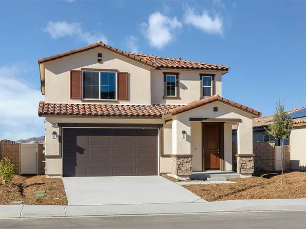 1061 Sardinia Dr, Lake Elsinore, CA 92530