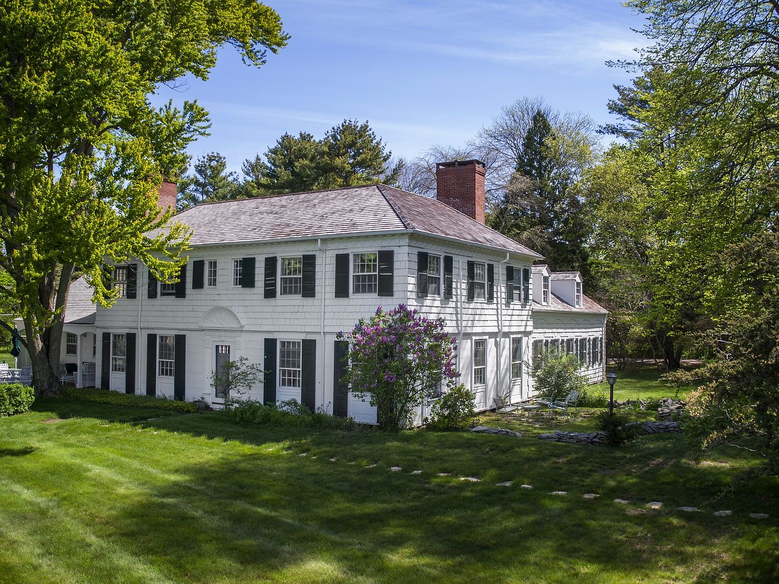 246 Old Black Point Rd, Niantic, CT 06357 Zillow