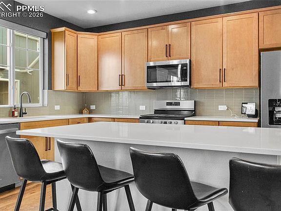 4th image of 5869 Spring Breeze Dr