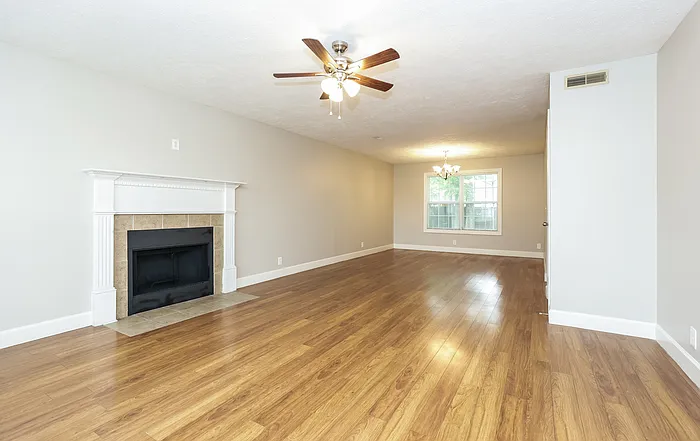 2057 Aberdeen Cir — Photo 5