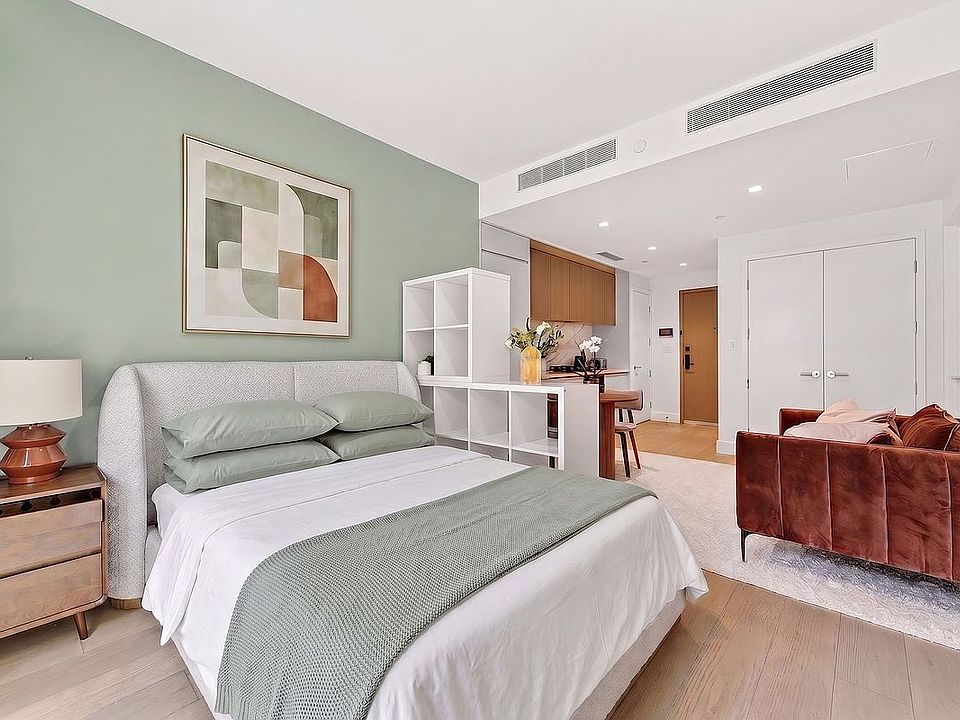 1st image of 208 Delancey St #1C