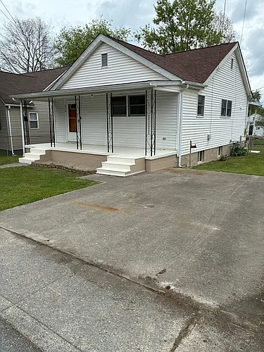 314 Thompson Ave #314 Photo 1