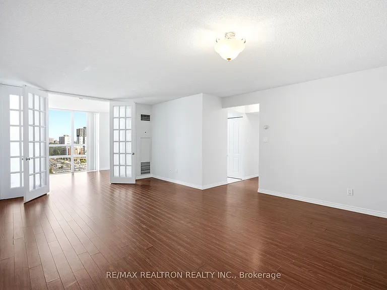 850 Steeles Ave W #1103 — Photo 4