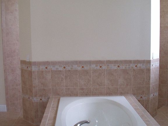 5th image of 3409 SE Bevil Ave