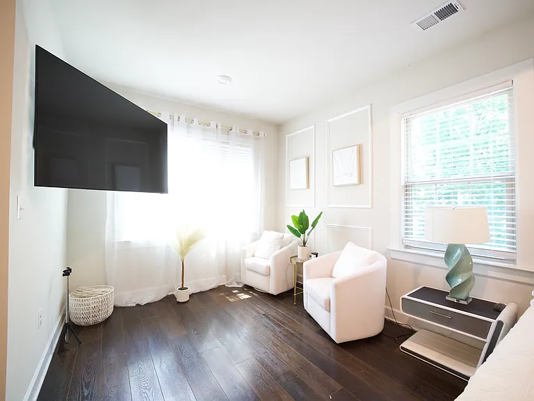 7687 Cross Creek Dr — Photo 18