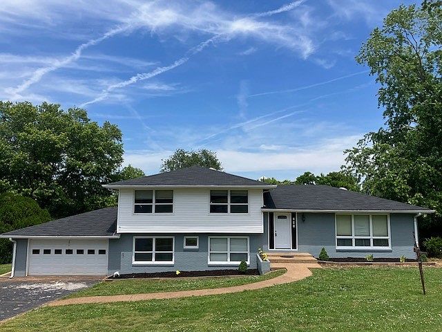 1st image of 204 Tammy Dr
