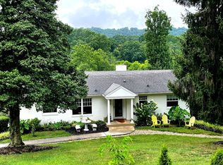 143 White Pine Dr, Asheville, NC 28805