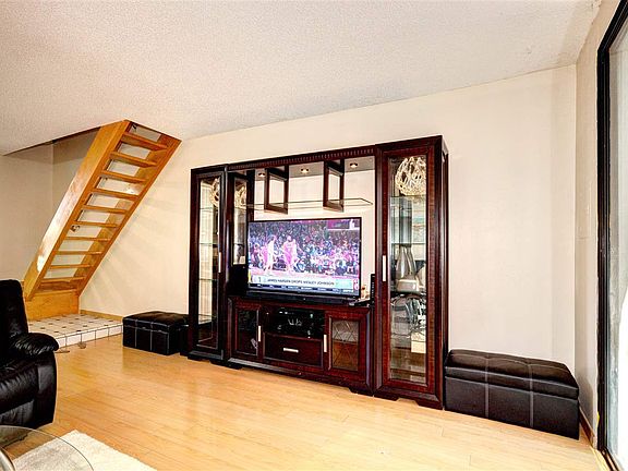 5th image of 3037 Kaiser Dr Unit E
